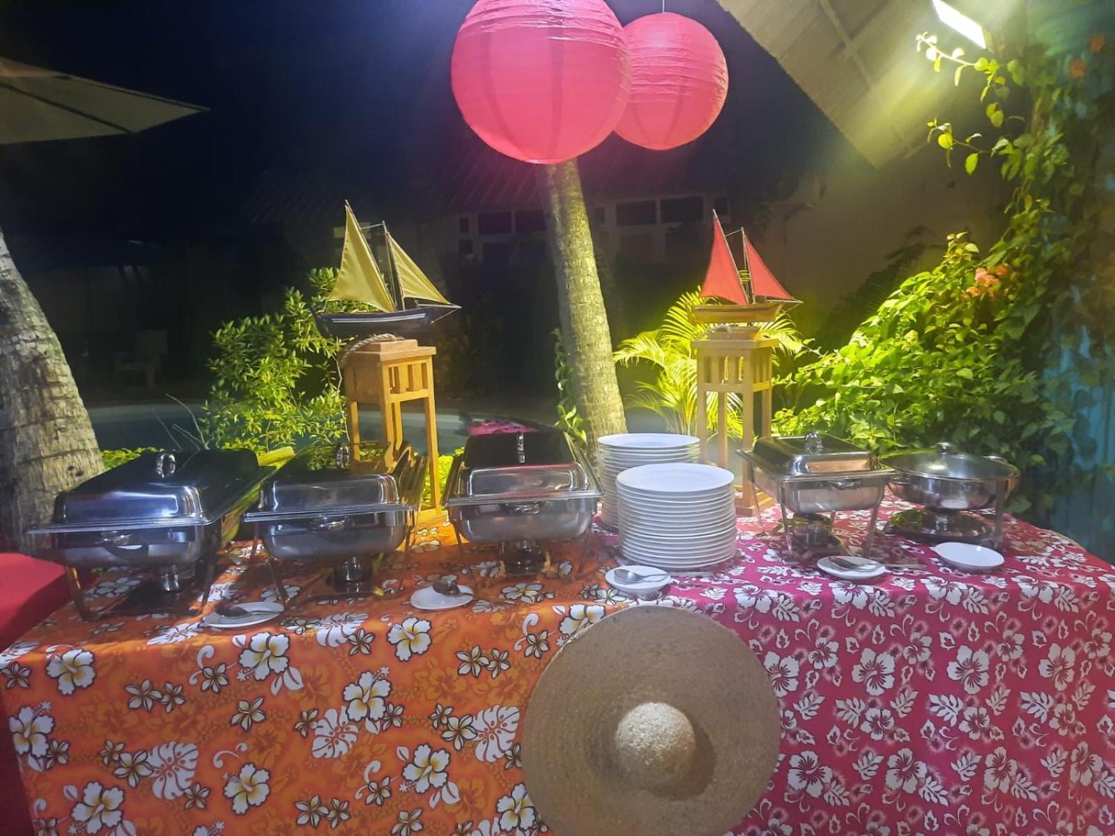 Explora Prestige Bed & Breakfast Blue Bay Luaran gambar