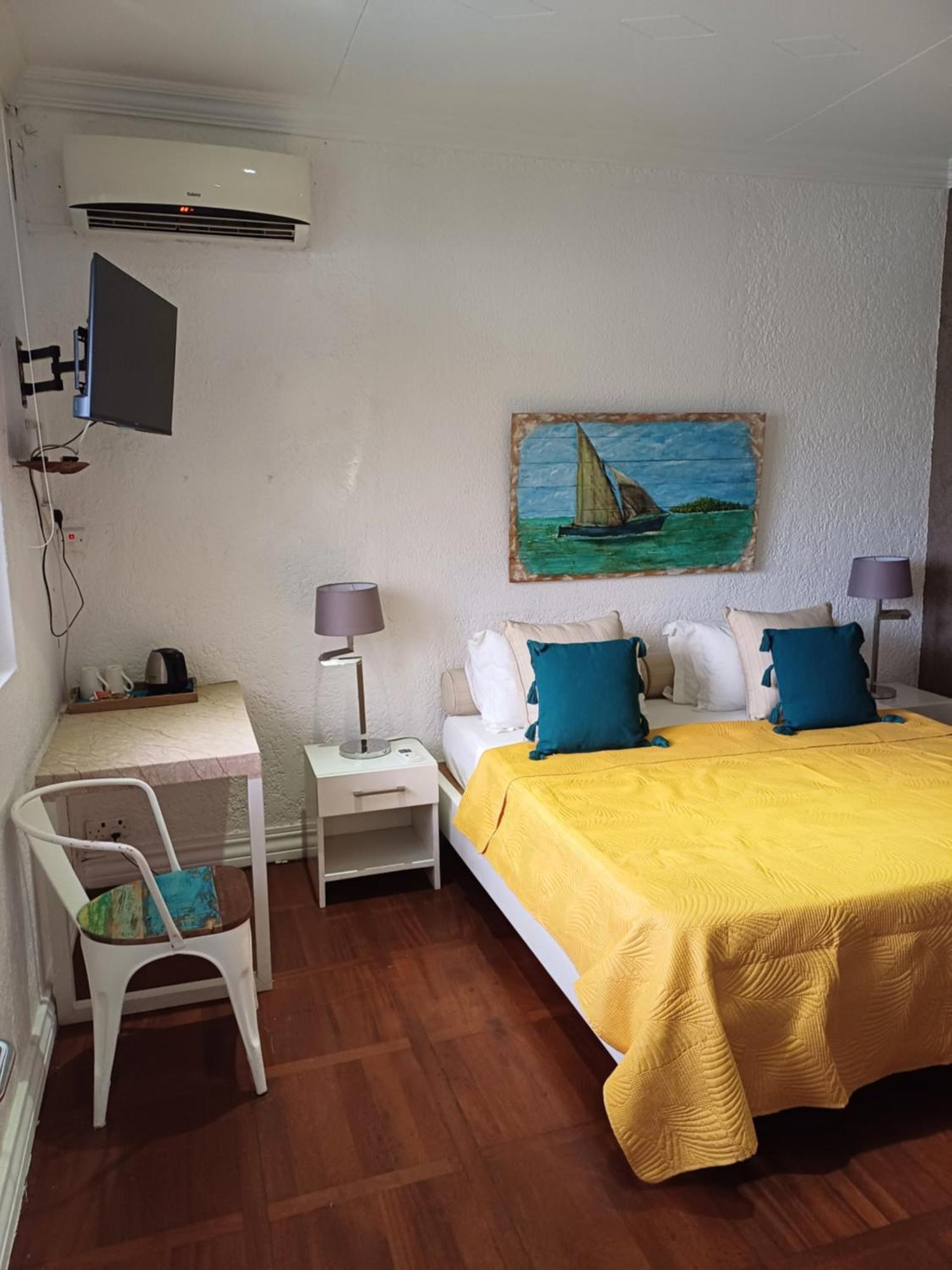 Explora Prestige Bed & Breakfast Blue Bay Luaran gambar